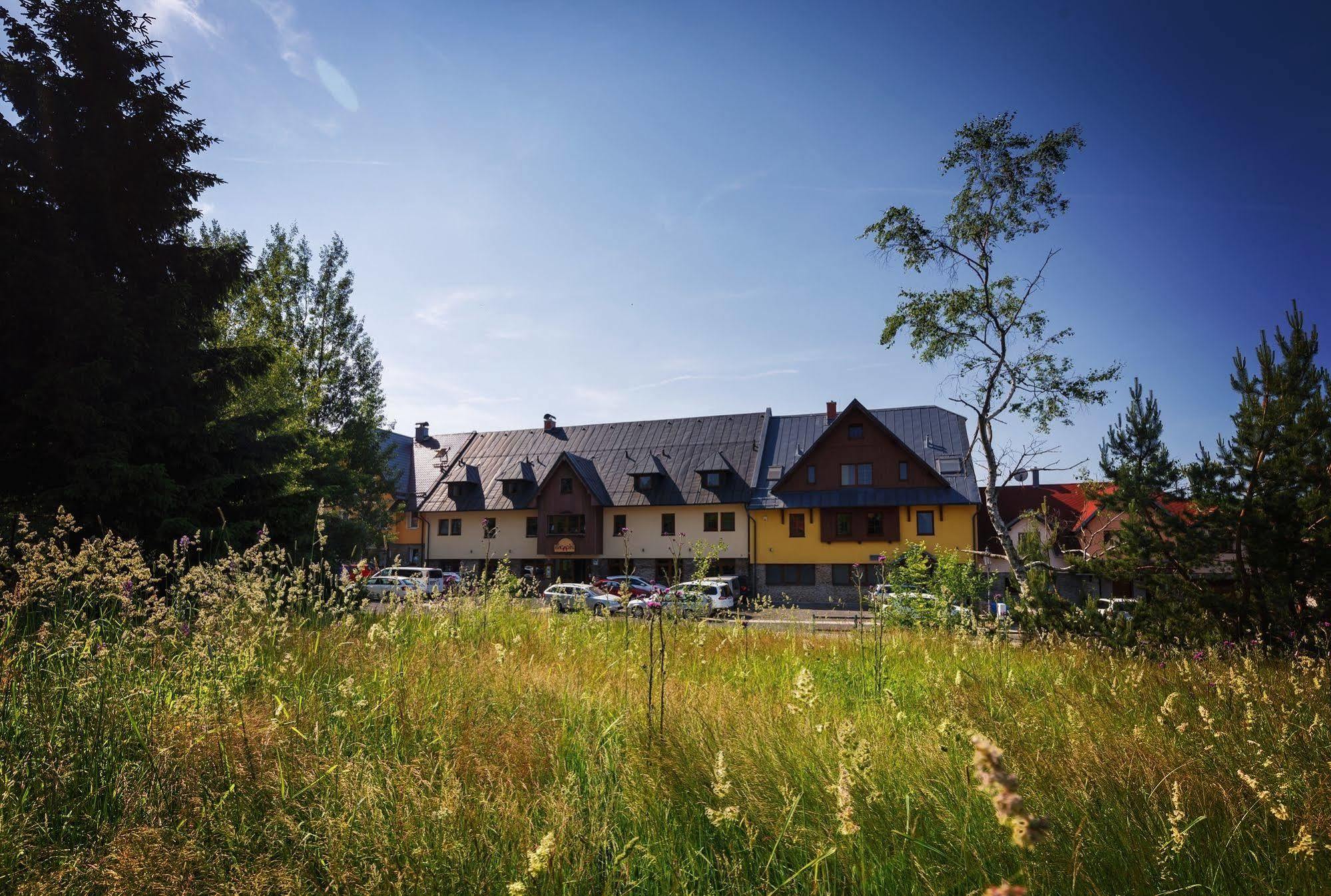 Apartmany Engadin Bozi Dar Exterior photo